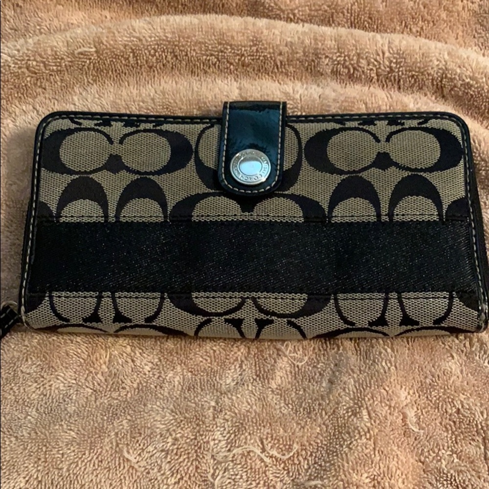 Coach wallet